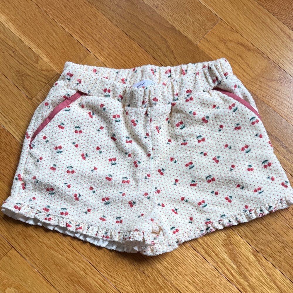 NWOT Minnow Terrycloth Cherry Girls' Shorts 7/8